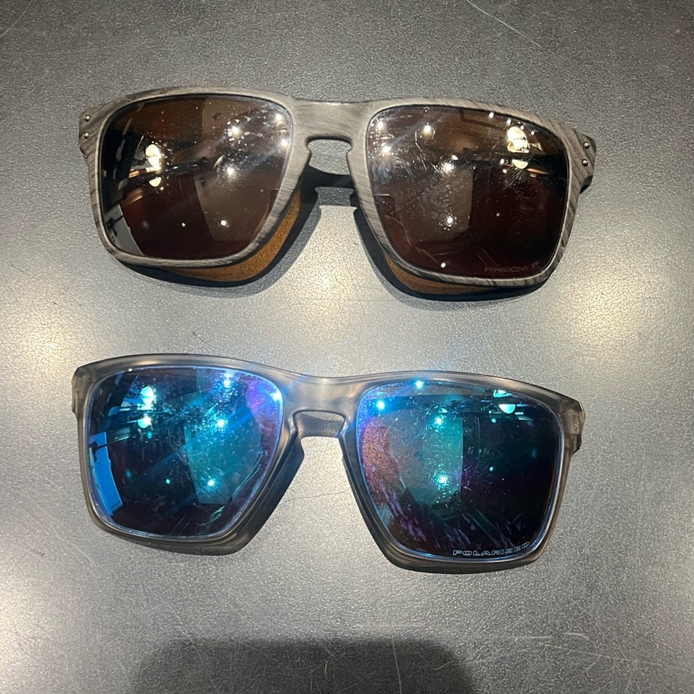 Oakleys minus the arms.